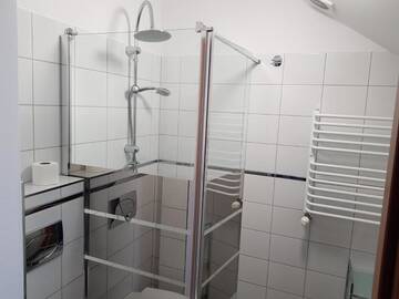 Фото номера Четырехместный номер с балконом Гостевой дом Gościniec Słoneczny г. Drzonków 16